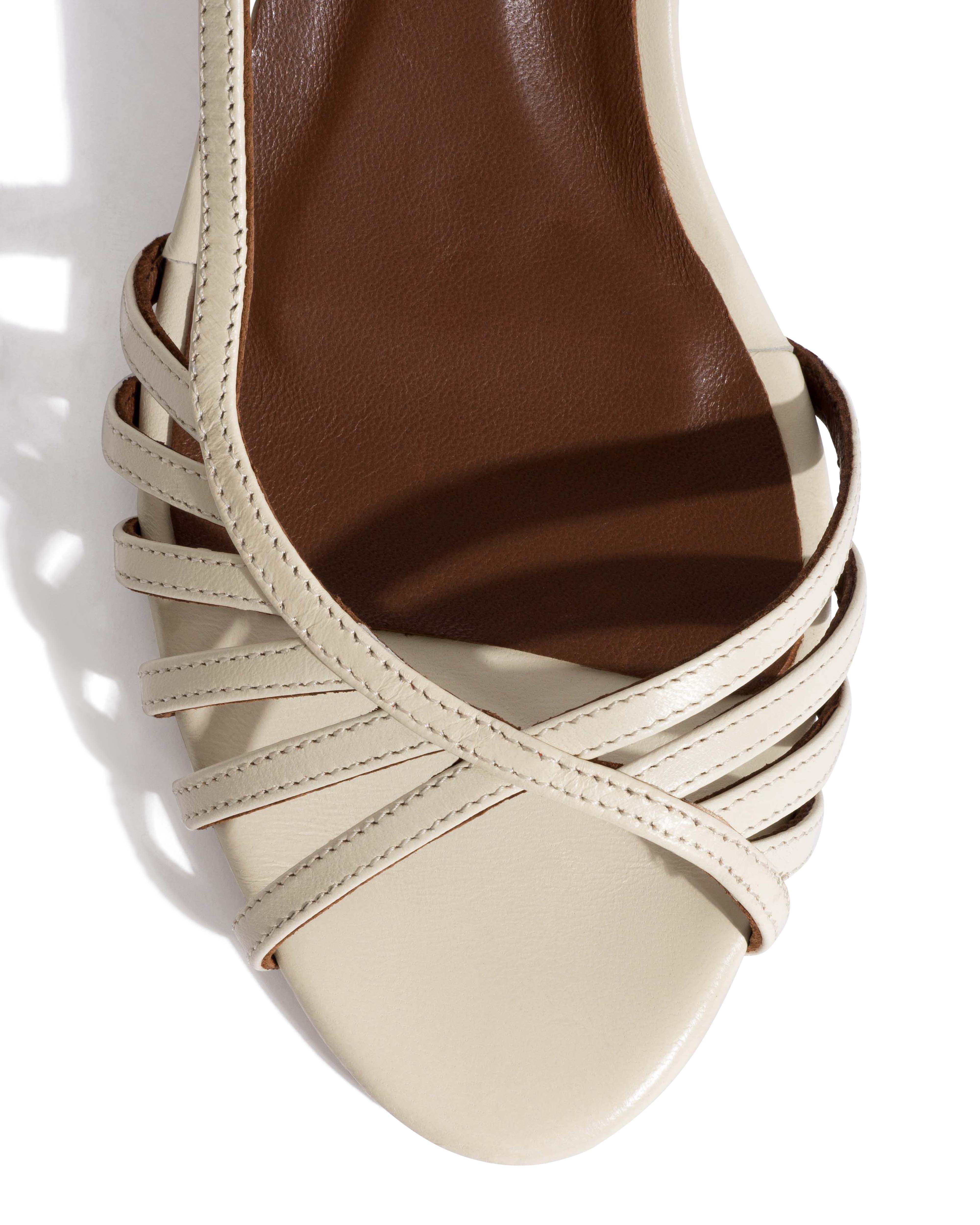 Carlota 40 Shiny lamb White sand - Image 5