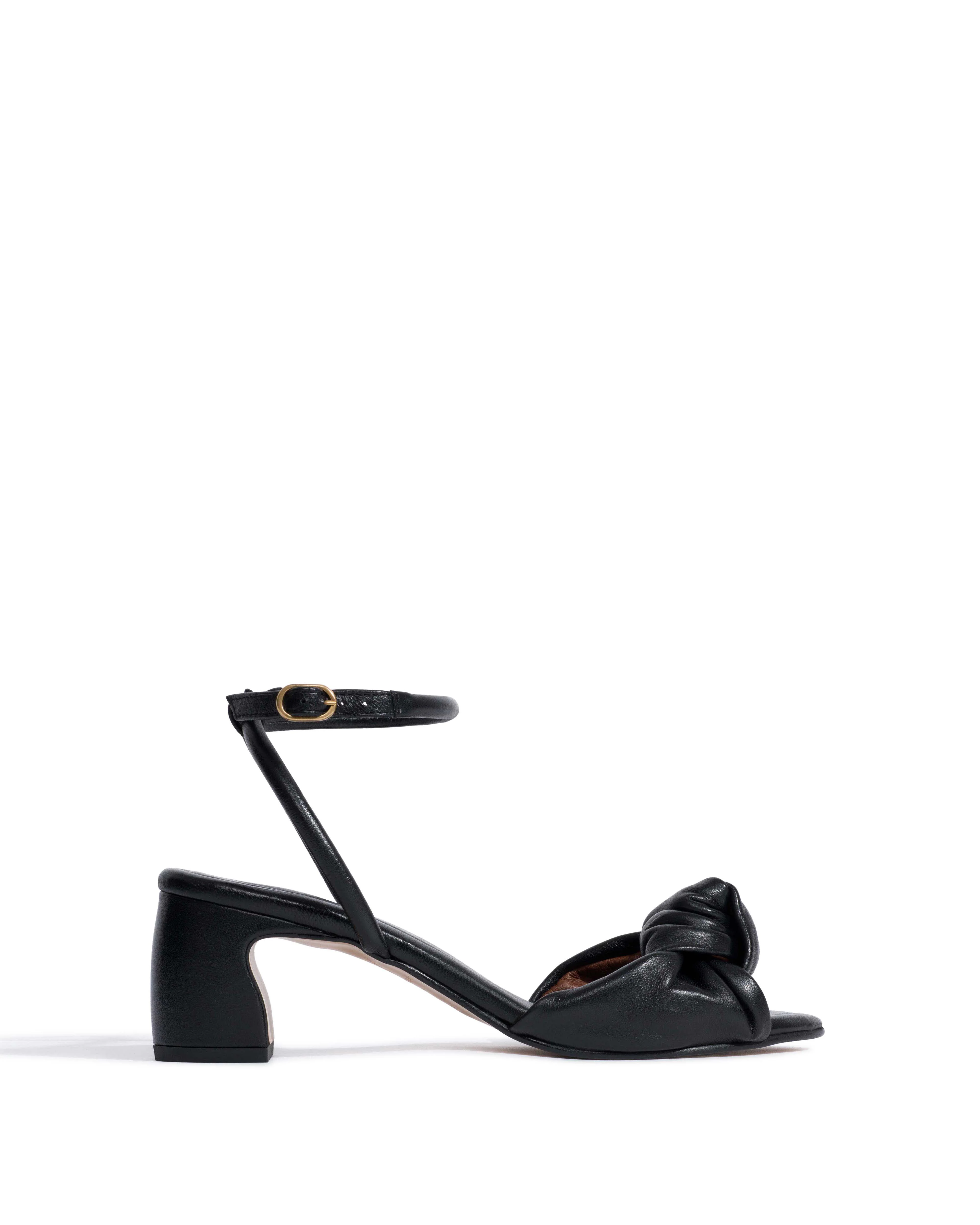 Curvey 50 Shiny lamb Black