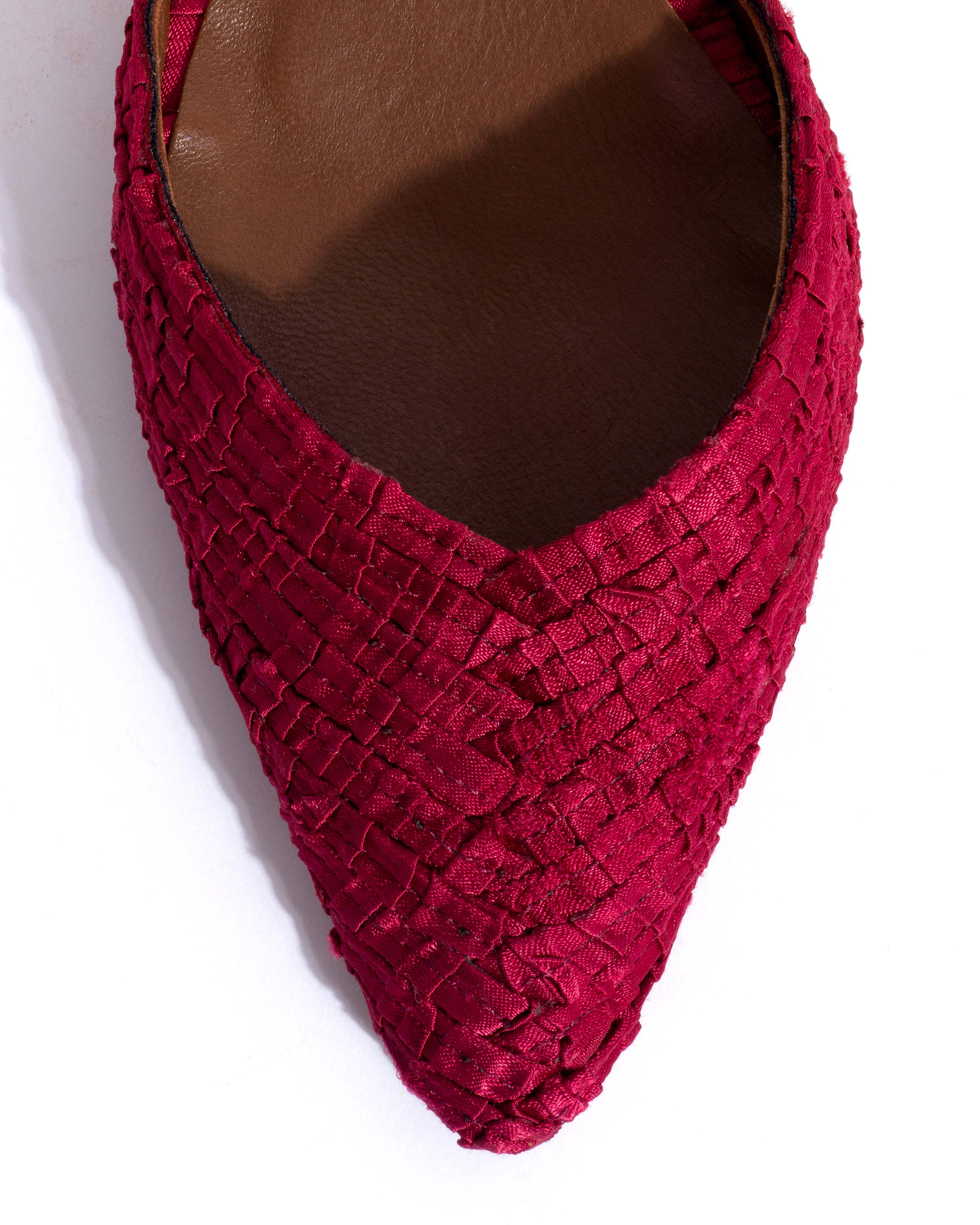 Givia 40 Pleated satin Pomegranate - Image 5