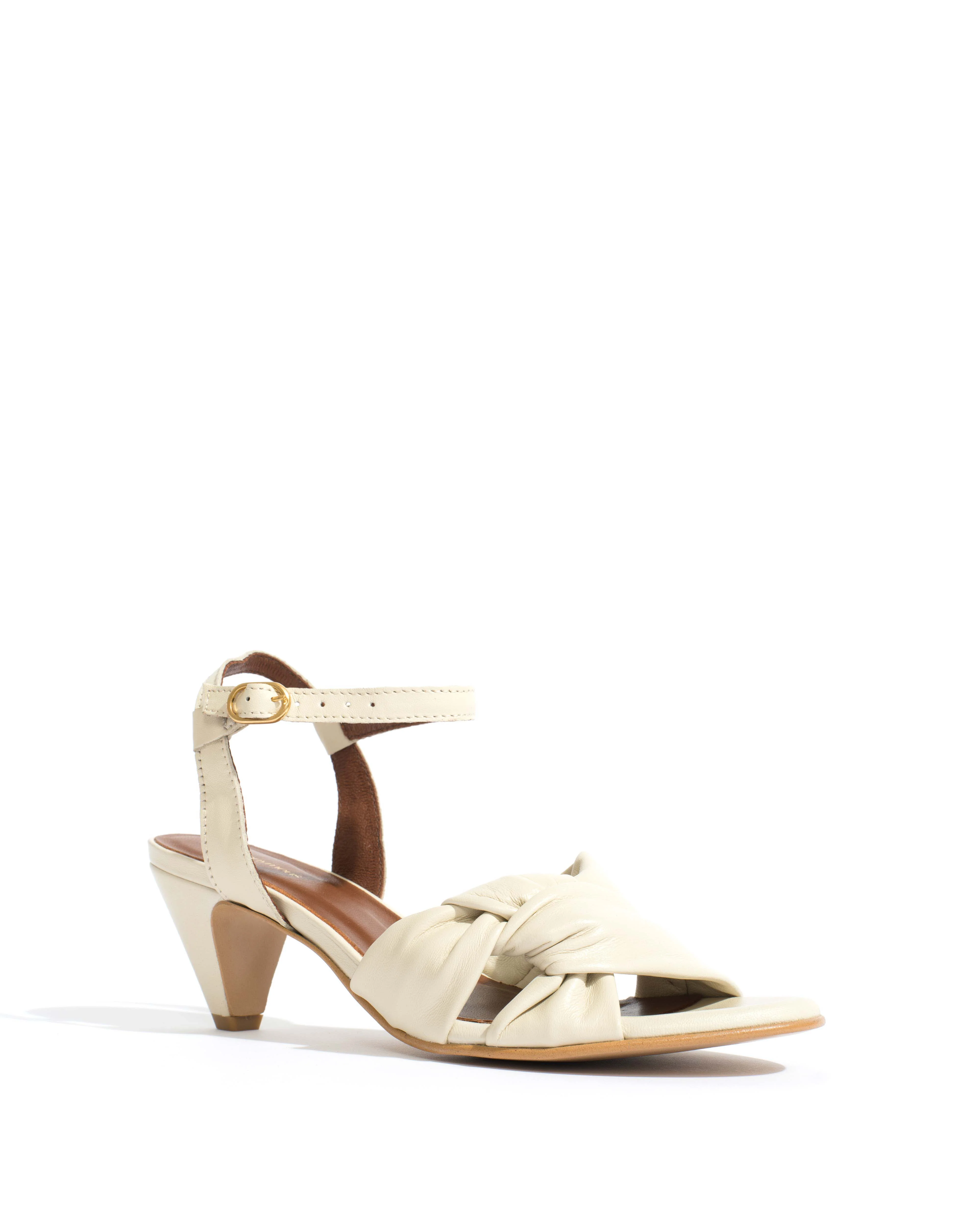Kamilah 50 stiletto Shiny lamb White sand - Image 2