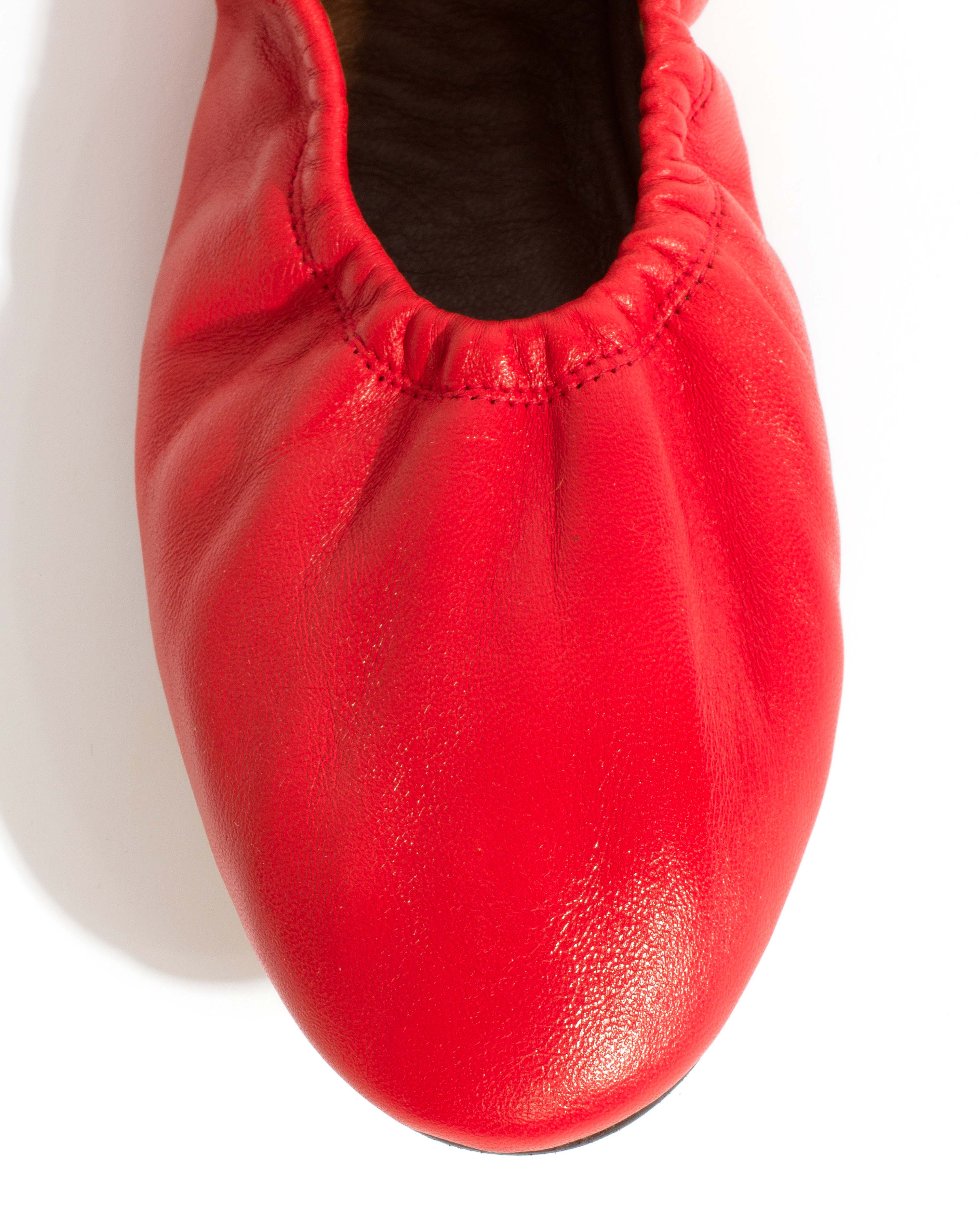 Mirelda Silky lamb Ruby red - Image 5