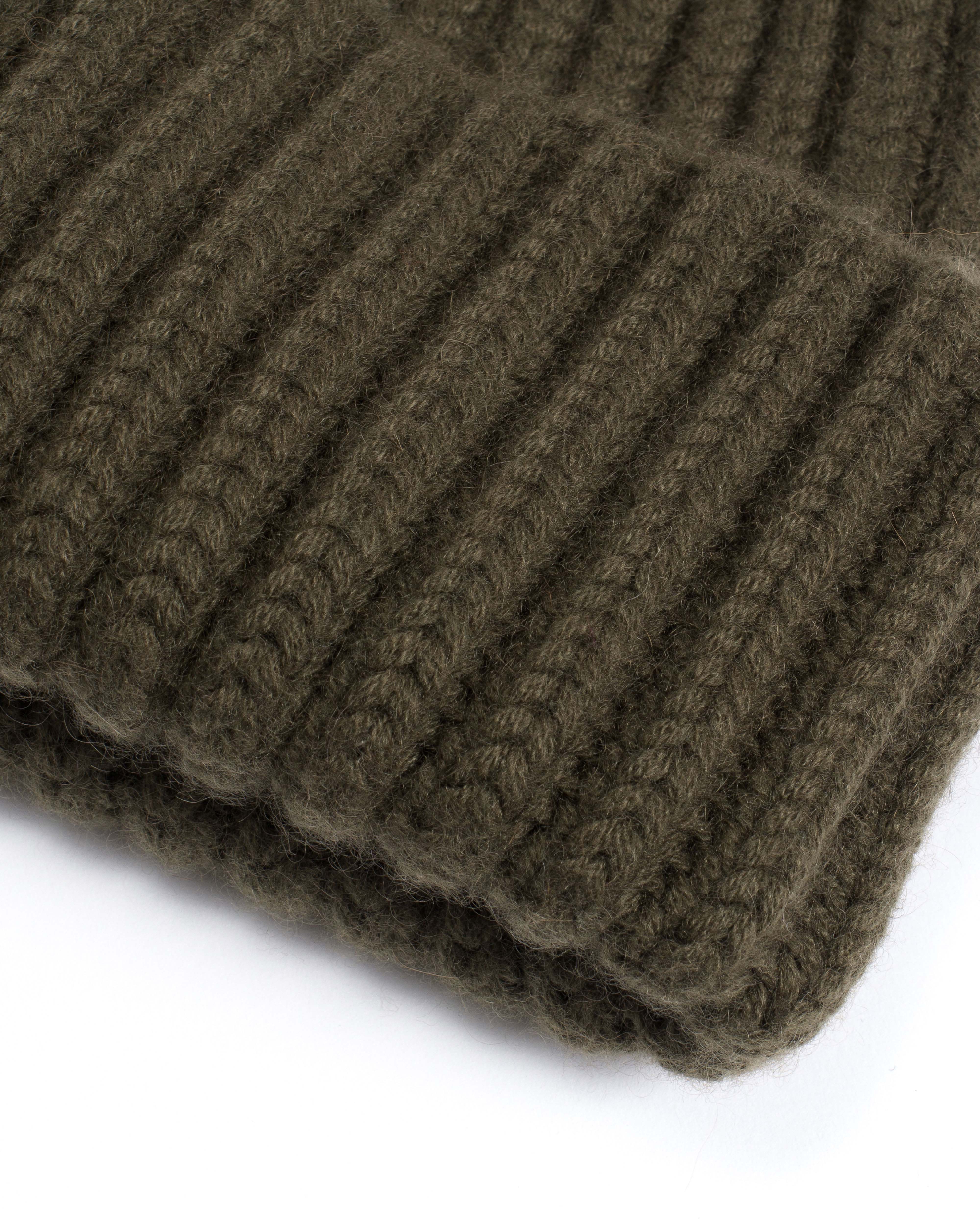 Sandra beanie 100% cashmere Olive green - Image 3