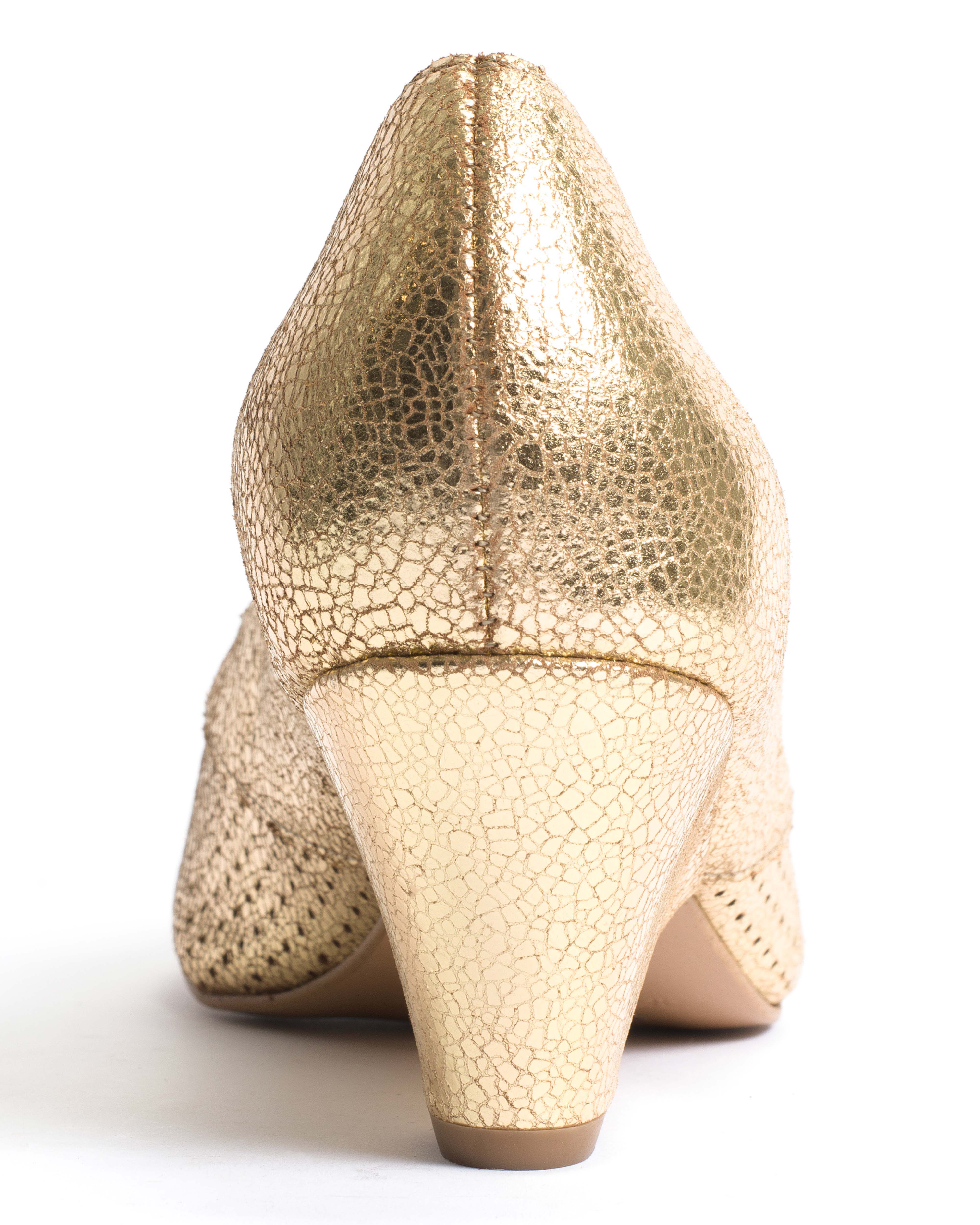 Tiffany triangle Crackled metallic goat Gold - Image 7