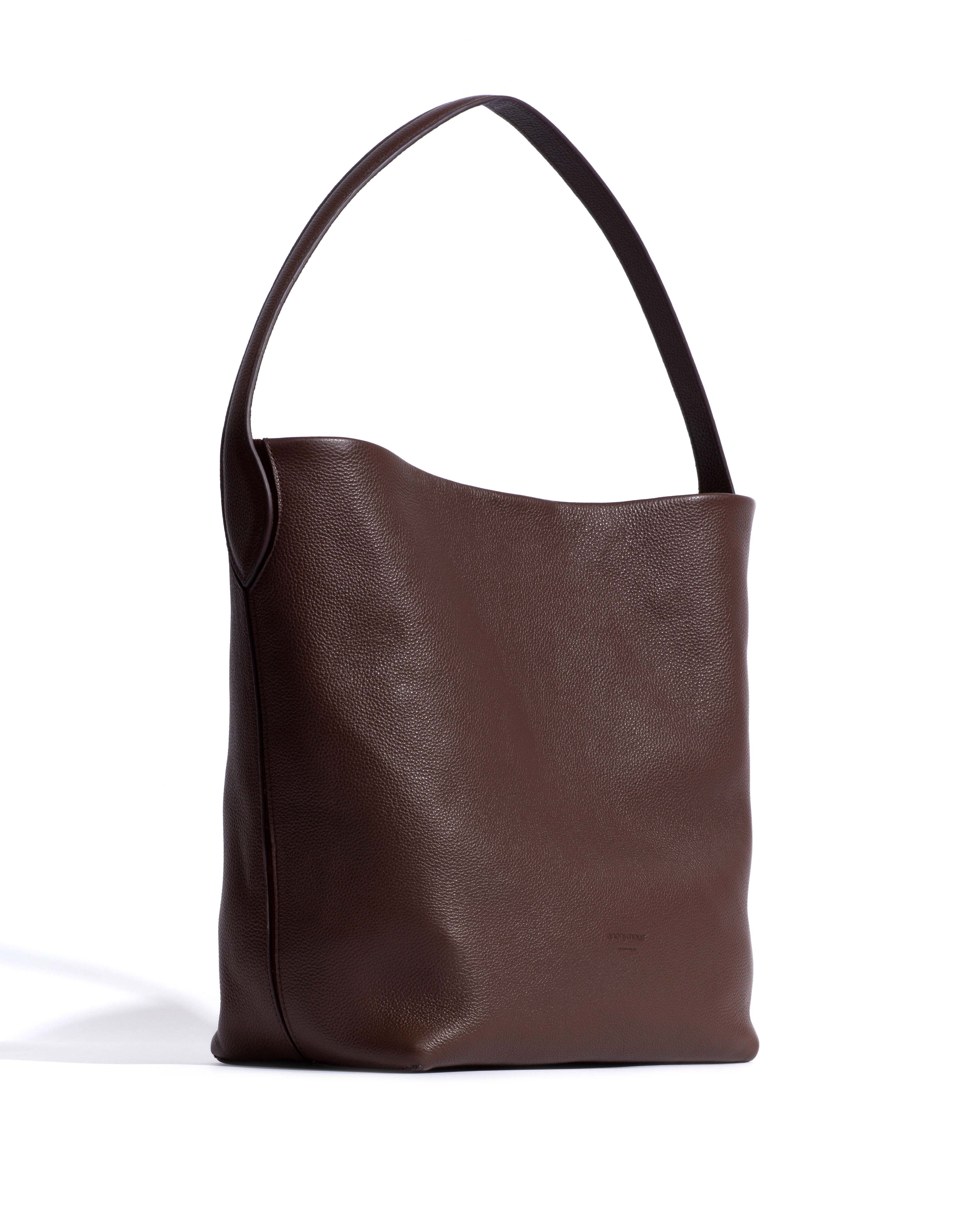 Versa everyday bag Pebbled soft calf Chocolate - Image 2