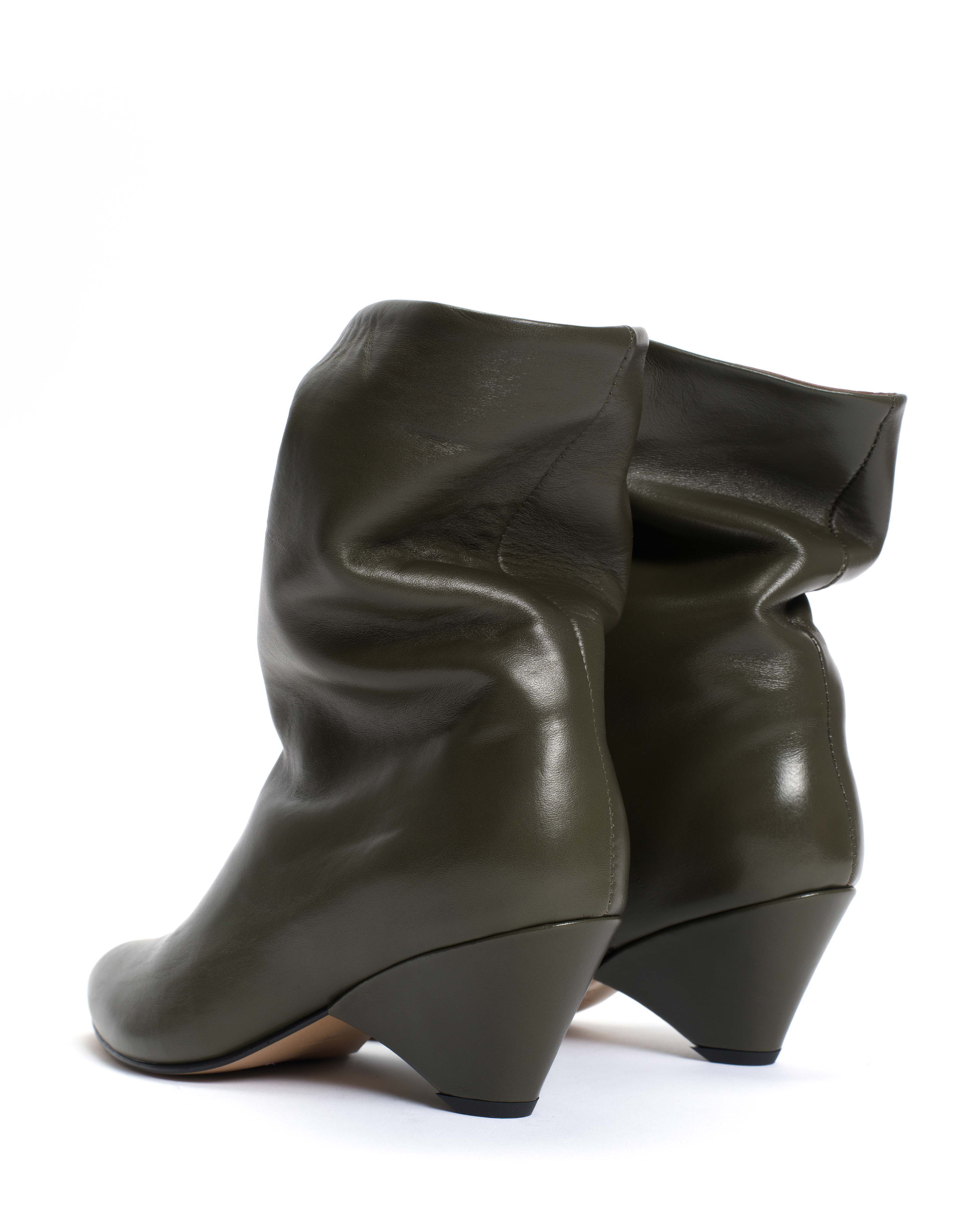 Vully 50 triangle Soft calf Moss green - Image 4